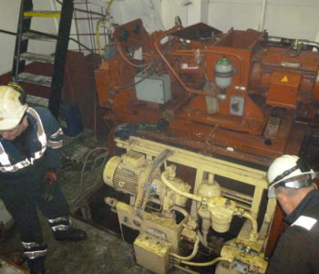 Replacing stabiliser units